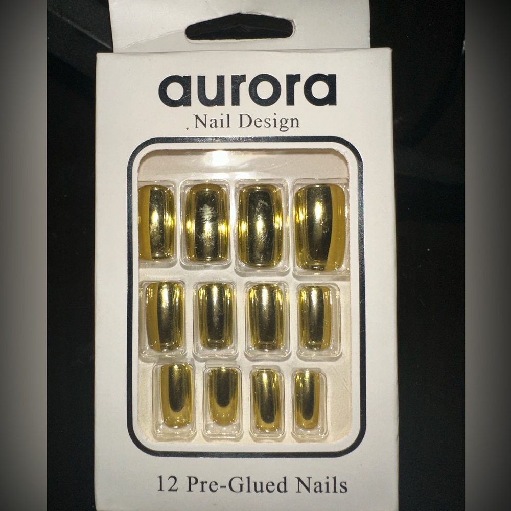 Artificial Pre-Glued Gold Nail Design